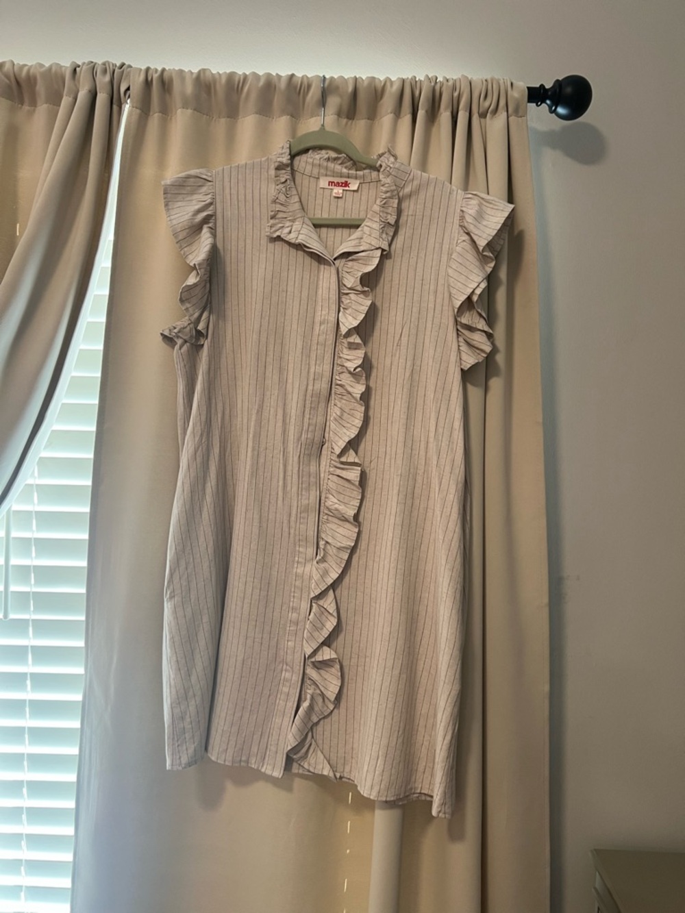 Mazik Ruffle Front Shift Dress Flutter Sleeve Pinstripe Neutral Large